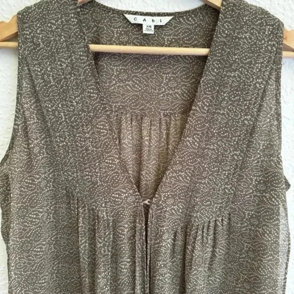 CAbi Printed Cardigan Vest - Picture 3 of 9